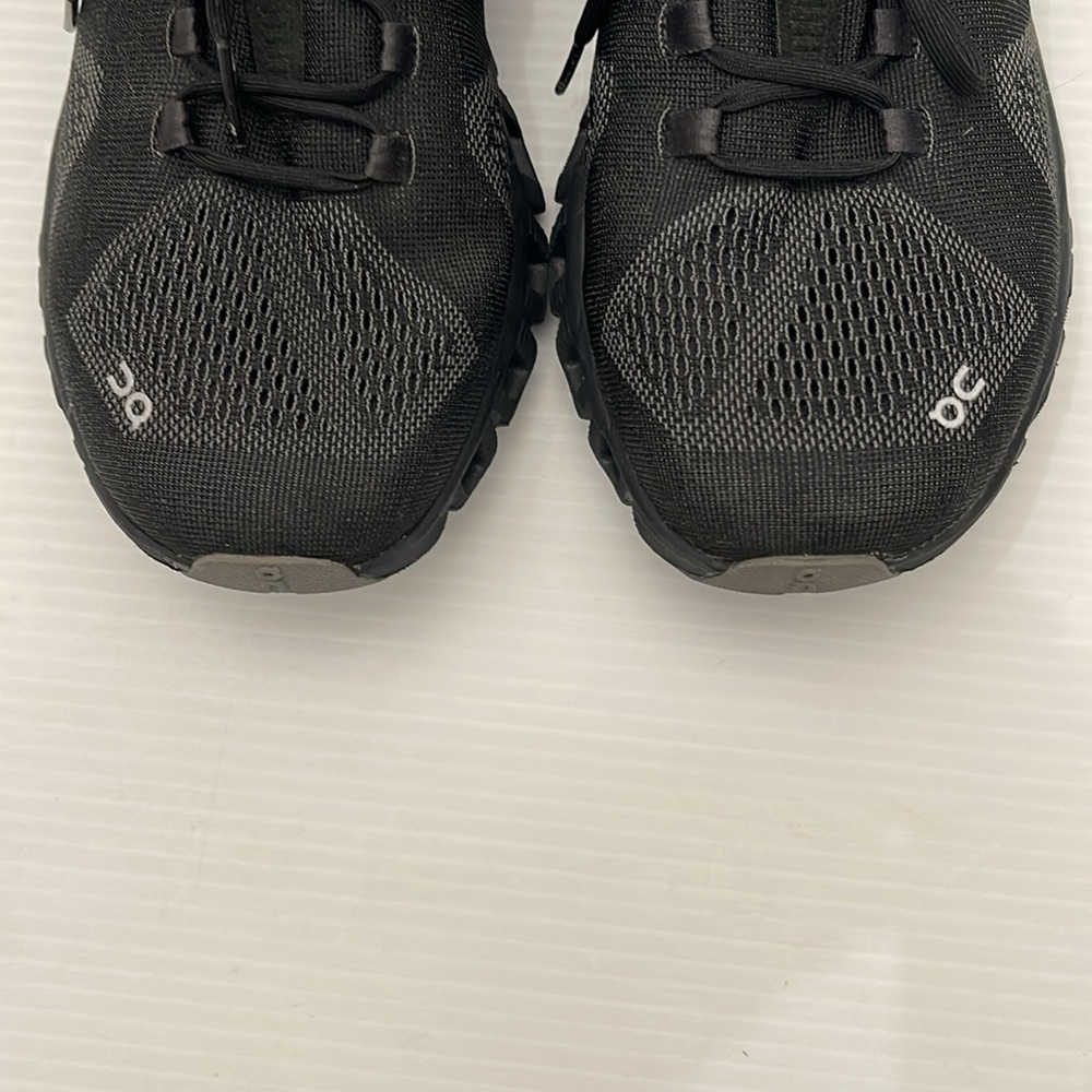 On Running Black/Gray Cloud Sneakers - Picture 8 of 8